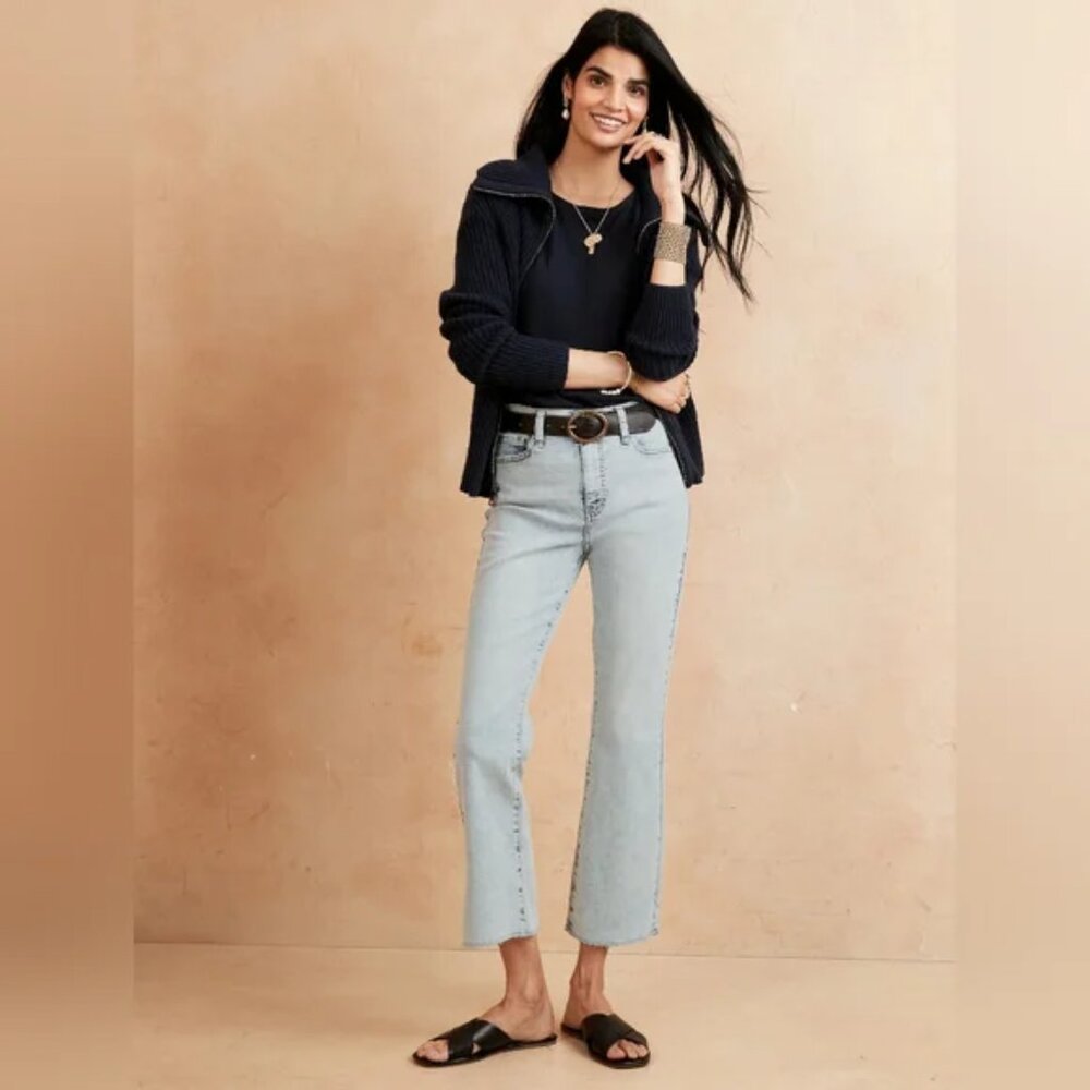 Banana Republic Factory Cropped Mid-Rise Bootcut Jean in Light Wash